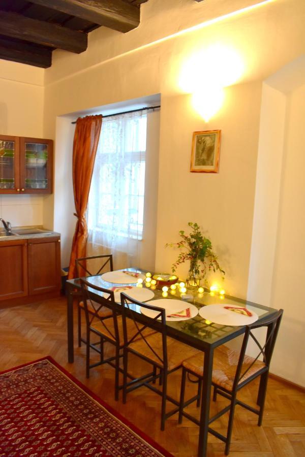 Apartment Lesser Town! براغ المظهر الخارجي الصورة